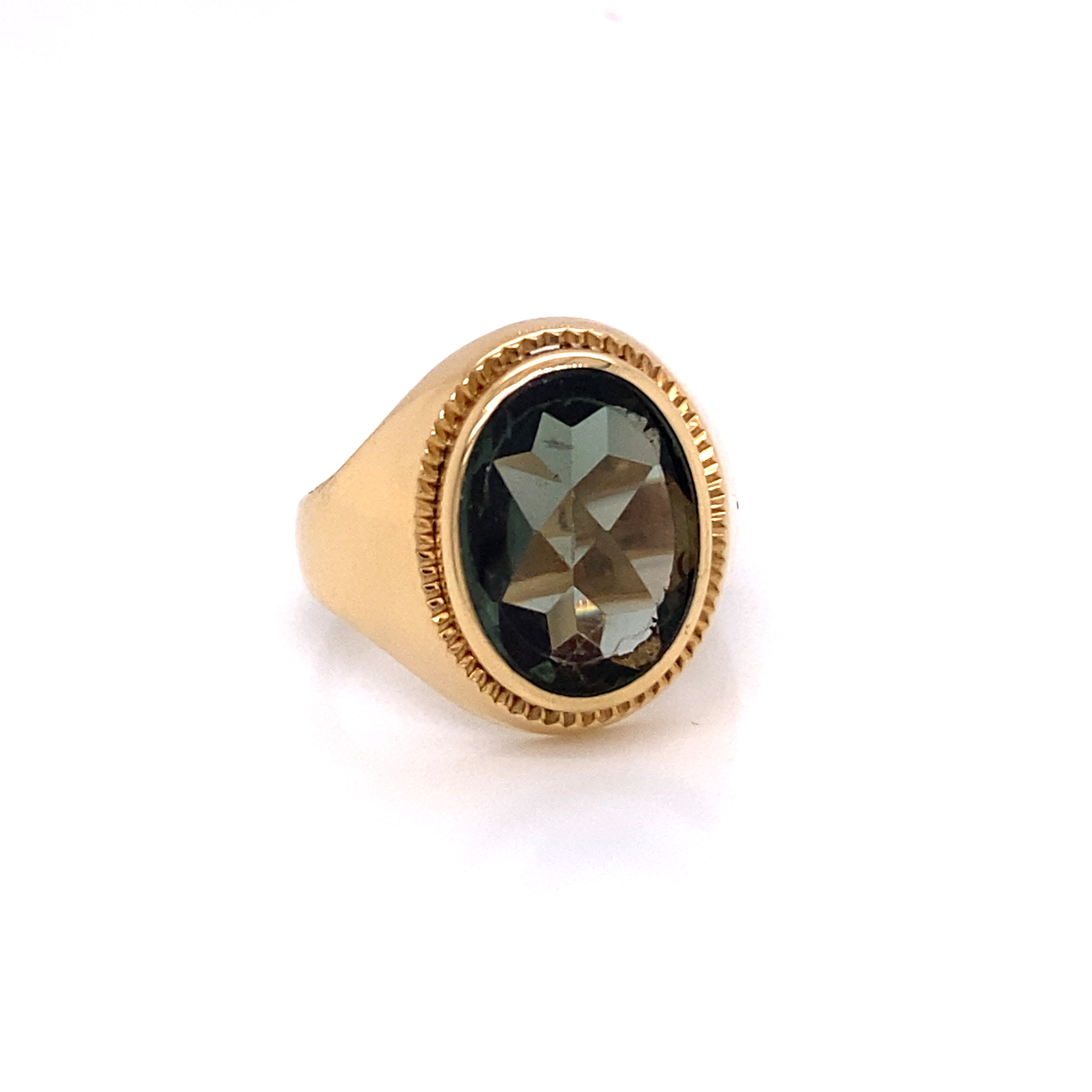 18k gold ring with flat green tourmaline